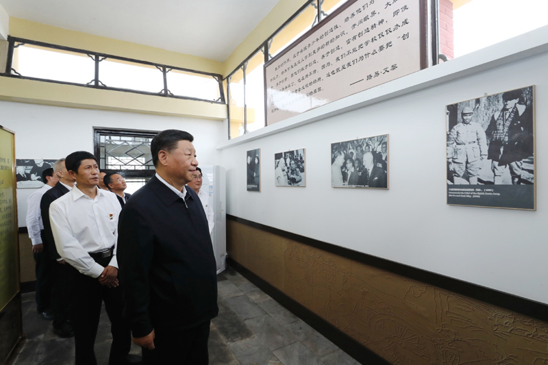 8月19日至22日，中共中央总书记、国家主席、中央军委主席习近平在甘肃考察。这是20日下午，习近平在张掖市山丹培黎学校参观学校创办人路易·艾黎故居。